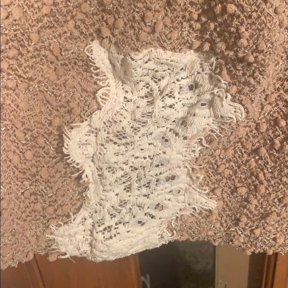 Sweater - Picture 3 of 4